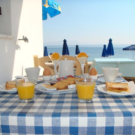 Dream Island Hotel Livadia  Exterior photo